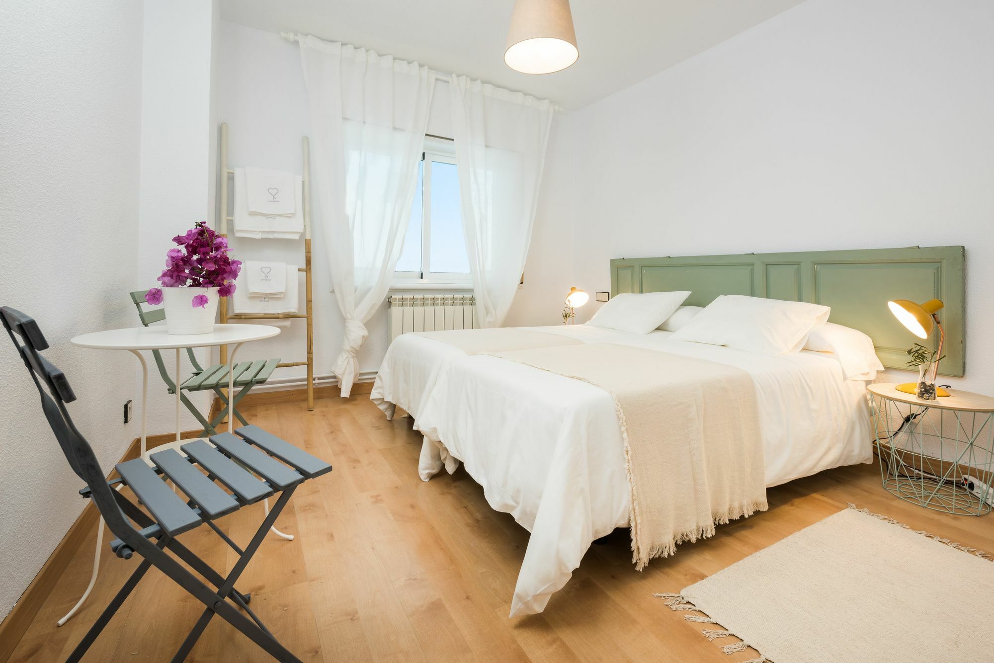 Apartamentos Paseo De La Farola Málaga Esterno foto